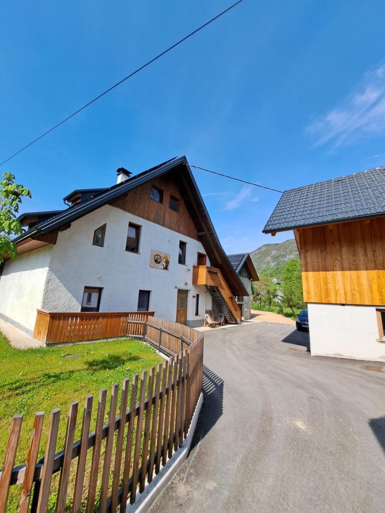 Апартаменти Old Mill House Бохінь Екстер'єр фото